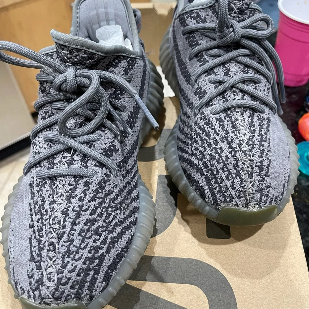 Adidas Yeezy Boost 350 V2 - Picture 1 of 11